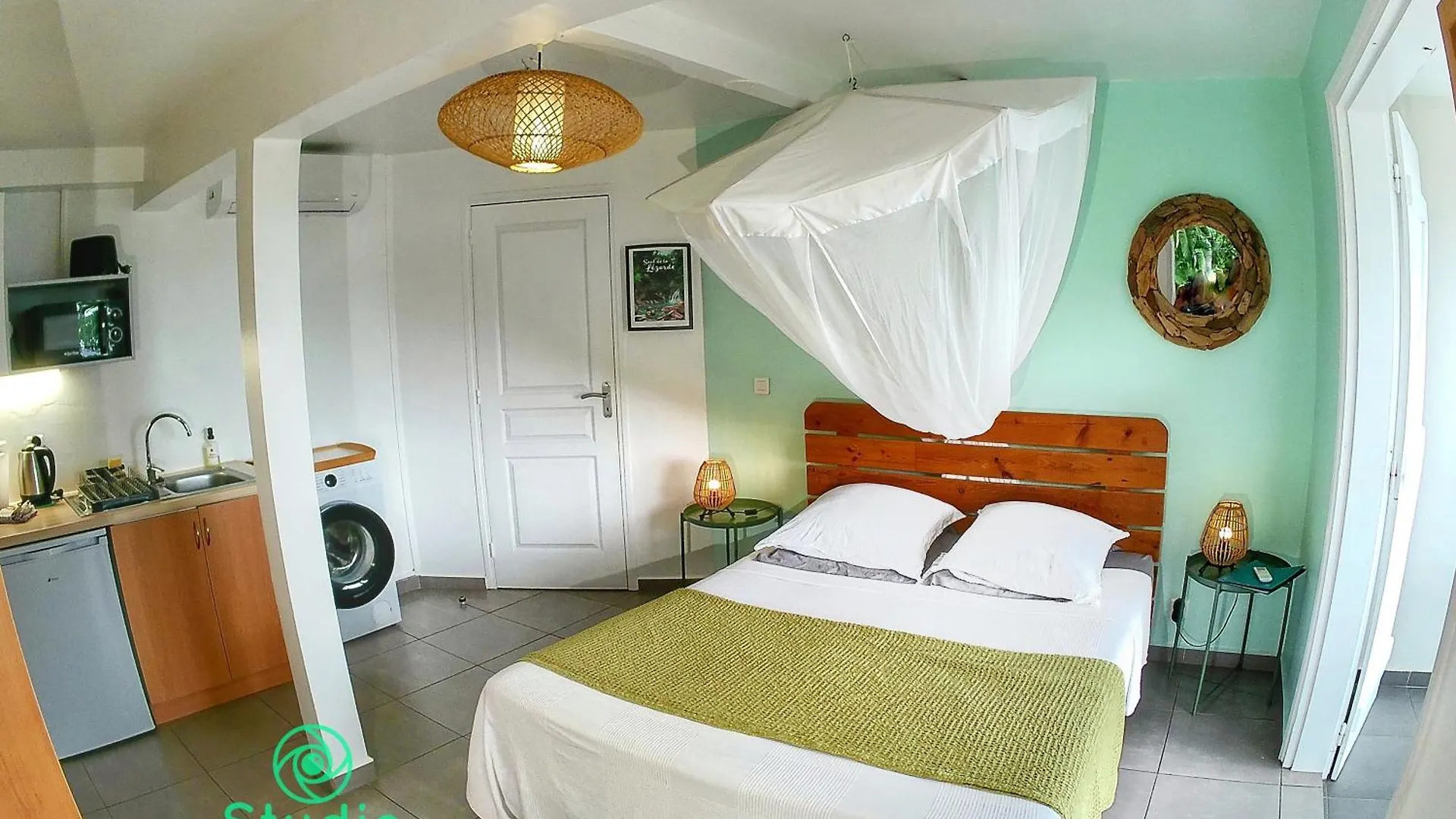 Studio Malacca, Malanga Et Majacudja - O Coeur De Deshaies Guadeloupe